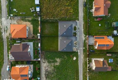 Casă cu 4 camere cu Canalizare în Primăverii - 11