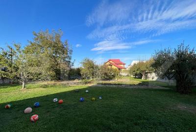 Vila D + P + E + M de 600 mp utili, teren de 1.400 mp, Cata - 33