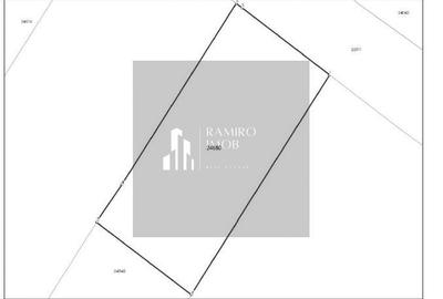 Teren Construcții intravilan de 936 mp, în Central