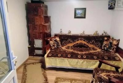 Casă cu 4 camere cu Teren 1800 Mp în Smeeni - 6