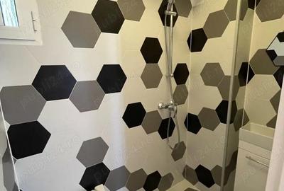 Apartament cu 3 camere decomandat în Circumvalațiunii