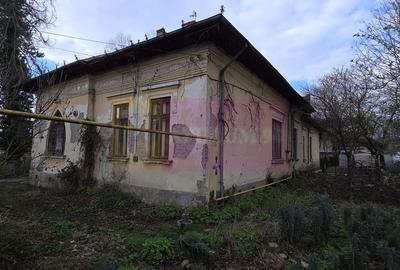 Apartament cu 6 camere în Central - 13