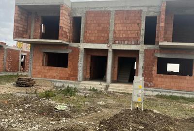 Duplex cu 4 camere cu Teren 600 Mp în Moșnița Veche - 6