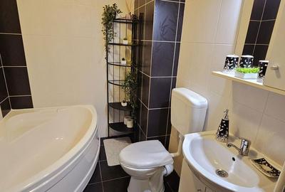 Apartament cu 2 camere decomandat în Roșu - 10