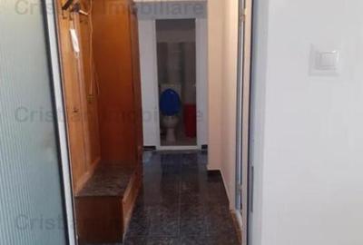 Apartament cu 4 camere semidecomandat în Obor - 1
