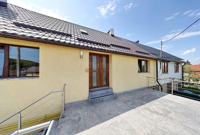 Apartament mobilat utilat si curte proprie