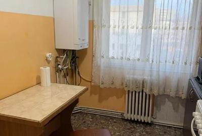Apartament cu 2 camere decomandat, mobilat în Podu Roș - 2