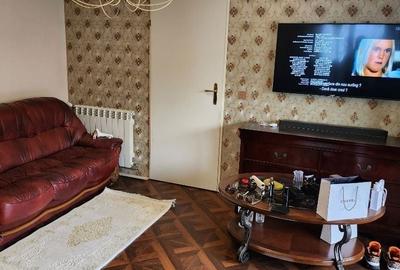 Apartament cu 3 camere în Central - 1