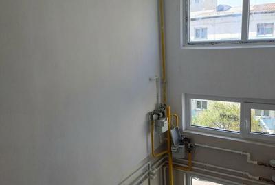 Apartament cu 3 camere în Craiovița Nouă - 13