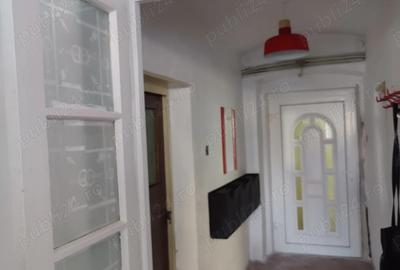 Apartament cu 2 camere decomandat în Vest