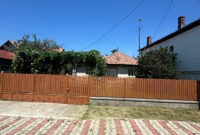 Casa batraneasca spa?ioasa + teren de vanzare, total 480mp - 9