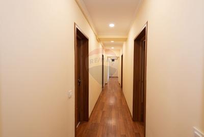 Birou, de 96 mp, în Eroii Revoluției - 8