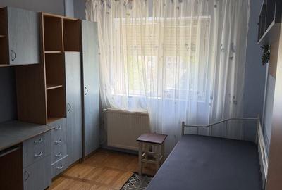 Apartament cu 3 camere decomandat în Aradului - 4