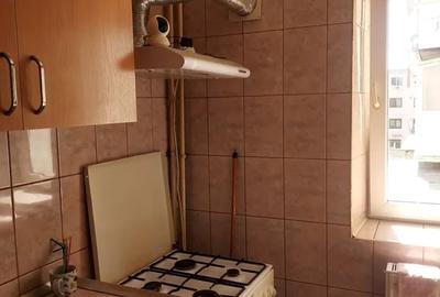 Apartament cu 3 camere in Micro 38 - 7