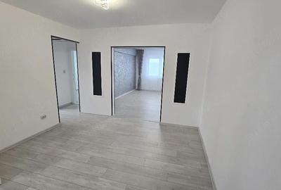 Apartament cu 3 camere decomandat în Central - 2