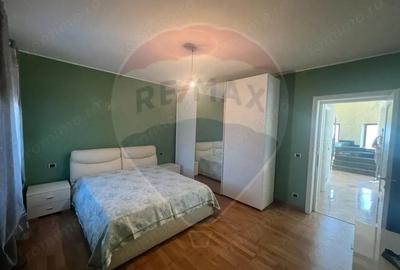 Casă cu 6 camere cu Canalizare în Răstoaca - 10