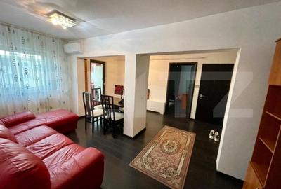 Apartament cu 3 camere decomandat, mobilat în Sărari
