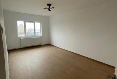 Apartament cu 3 camere decomandat în Central - 6