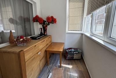 Apartament cu 3 camere semidecomandat, mobilat în Florești - 9