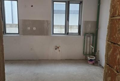 Casă cu 4 camere cu Teren 520 Mp în Central