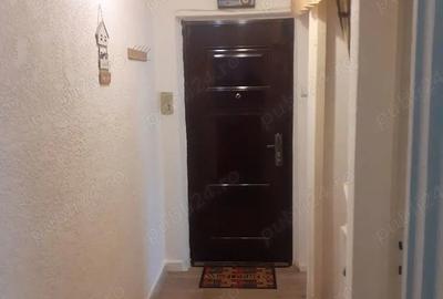 Apartament cu 2 camere nedecomandat în Central