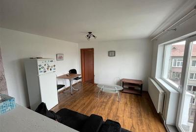 Apartament cu 2 camere nedecomandat, mobilat în Mihai Viteazul - 2