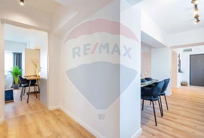 Apartament cu 3 camere semidecomandat, mobilat în P-ța Unirii - 8