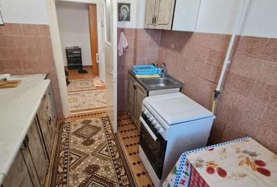 Apartament cu 3 camere decomandat în Central - 9