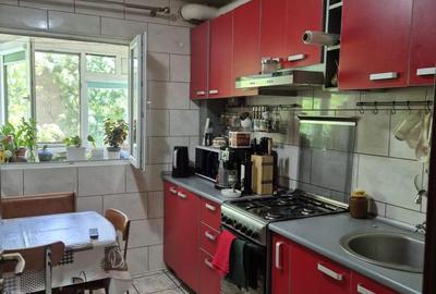 Apartament cu 3 camere decomandat, mobilat în Crângași - 6