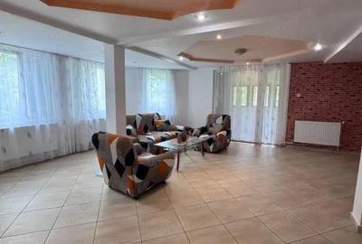 Casă cu Teren 1153 Mp în Solca - 12