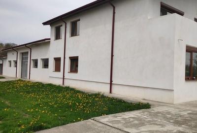 Casă cu 4 camere în Humulești - 3