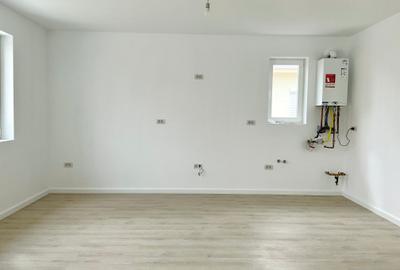 Duplex cu 3 camere cu Canalizare în Remetea Mare - 13