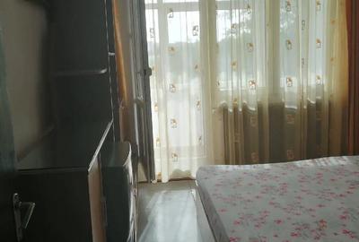 Apartament cu 3 camere decomandat în Drumul Taberei - 3