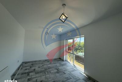 Casă cu 4 camere cu Canalizare în Central - 1