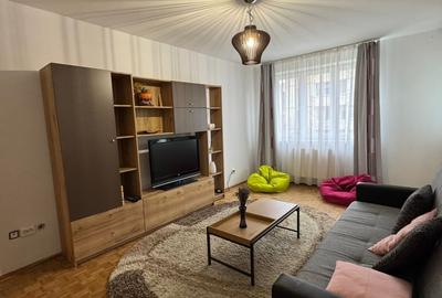Apartament cu 2 camere decomandat, mobilat în Ștrand