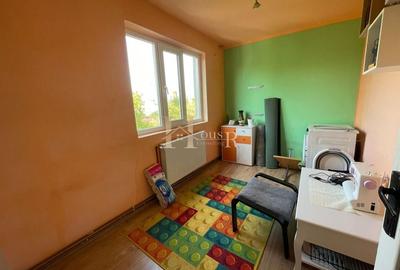 4 camere aproape de Spitalul Judetean. Etaj intermediar. Centrala proprie - 7