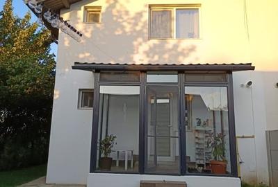 Vând casă 🏡