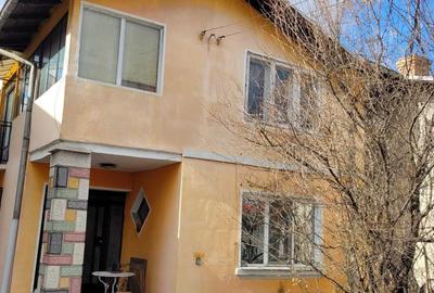 Casă cu 4 camere în Pietrișu - 5