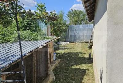 Casă cu 5 camere cu Teren 524 Mp în Găești - 6