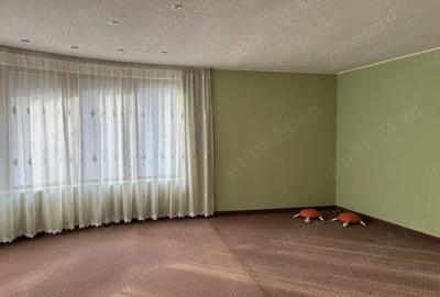 Casă cu 6 camere cu Teren 608 Mp în Câlnic - 4