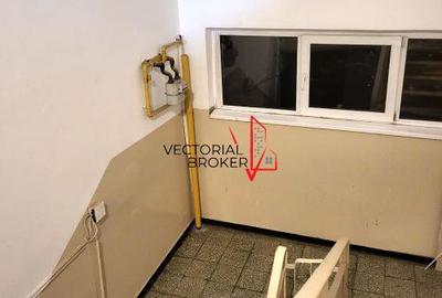 Apartament cu 2 camere decomandat în Titan - 10