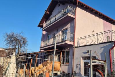 Casă cu 4 camere cu Teren 700 Mp în Exterior Vest - 1