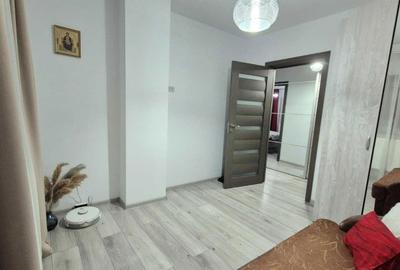 Apartament cu 3 camere decomandat în Central - 2