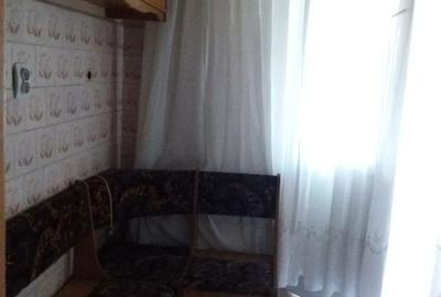 Apartament cu 3 camere decomandat în Eremia - 2