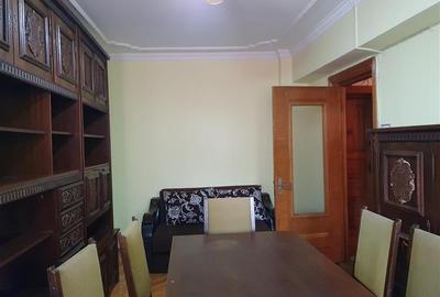 Apartament 3 camere, ultracentral, et 1