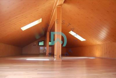 Casă individuală cu 11 camere cu Canalizare în Noua - 9