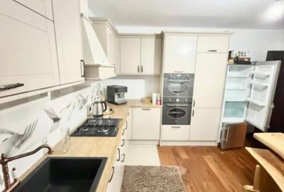 Casă cu 7 camere cu Teren 1800 Mp în Central - 15