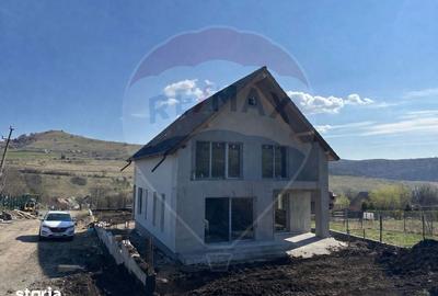 Casă cu 5 camere cu Teren 900 Mp în Ciurila - 10