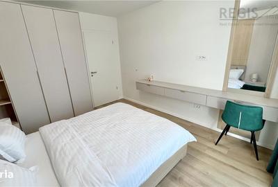 Apartament cu 3 camere decomandat, mobilat în Tractorul - 4