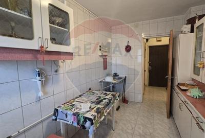 Apartament cu 3 camere semidecomandat, mobilat în Bucur Obor - 12